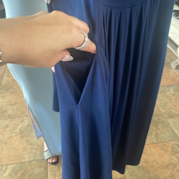 Gorgeous navy blue midi dress with pockets . - Picture 3 of 4
